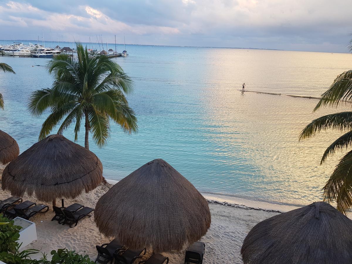 Suite Frente Al Mar Cancun Exterior photo